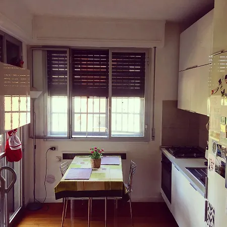 Gorgeous Next To The Airport Апартаменты